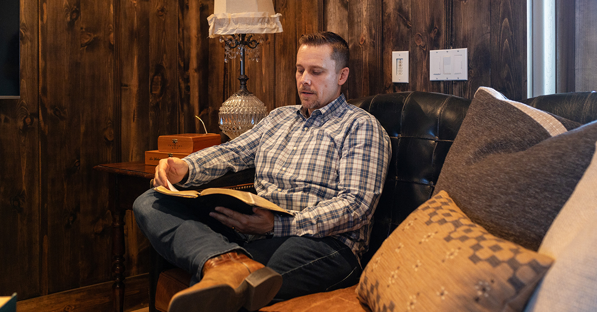 Raising Missionaries: How Christian Homeschool Parents Inspire Kingdom Vision -